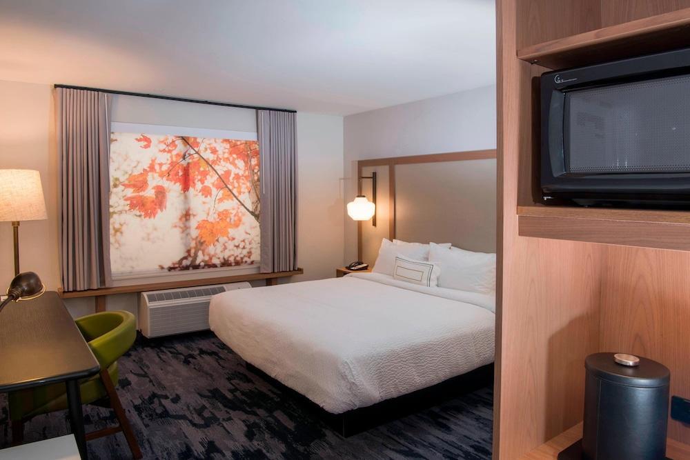 Fairfield Inn & Suites Morganton Historic Downtown Екстериор снимка