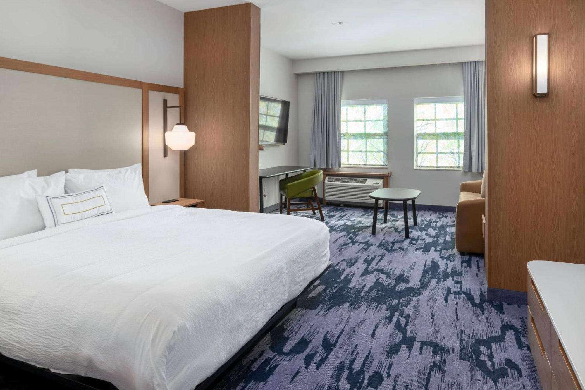 Fairfield Inn & Suites Morganton Historic Downtown Екстериор снимка